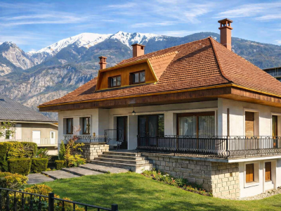 Maison 196 m² – 2 appartements indépendants – Terrain 781 m² – Jardin